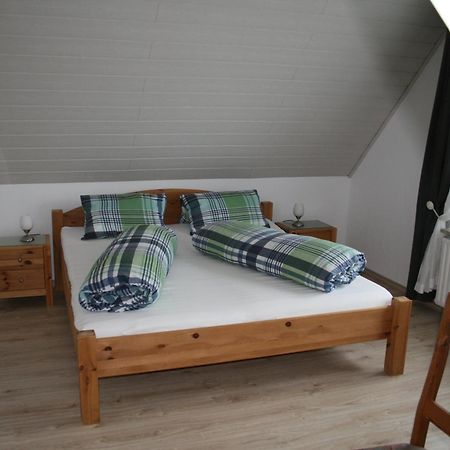 Frey - Ferienhaus Ueber Zwei Etagen Mit Terrasse Eggebek Esterno foto