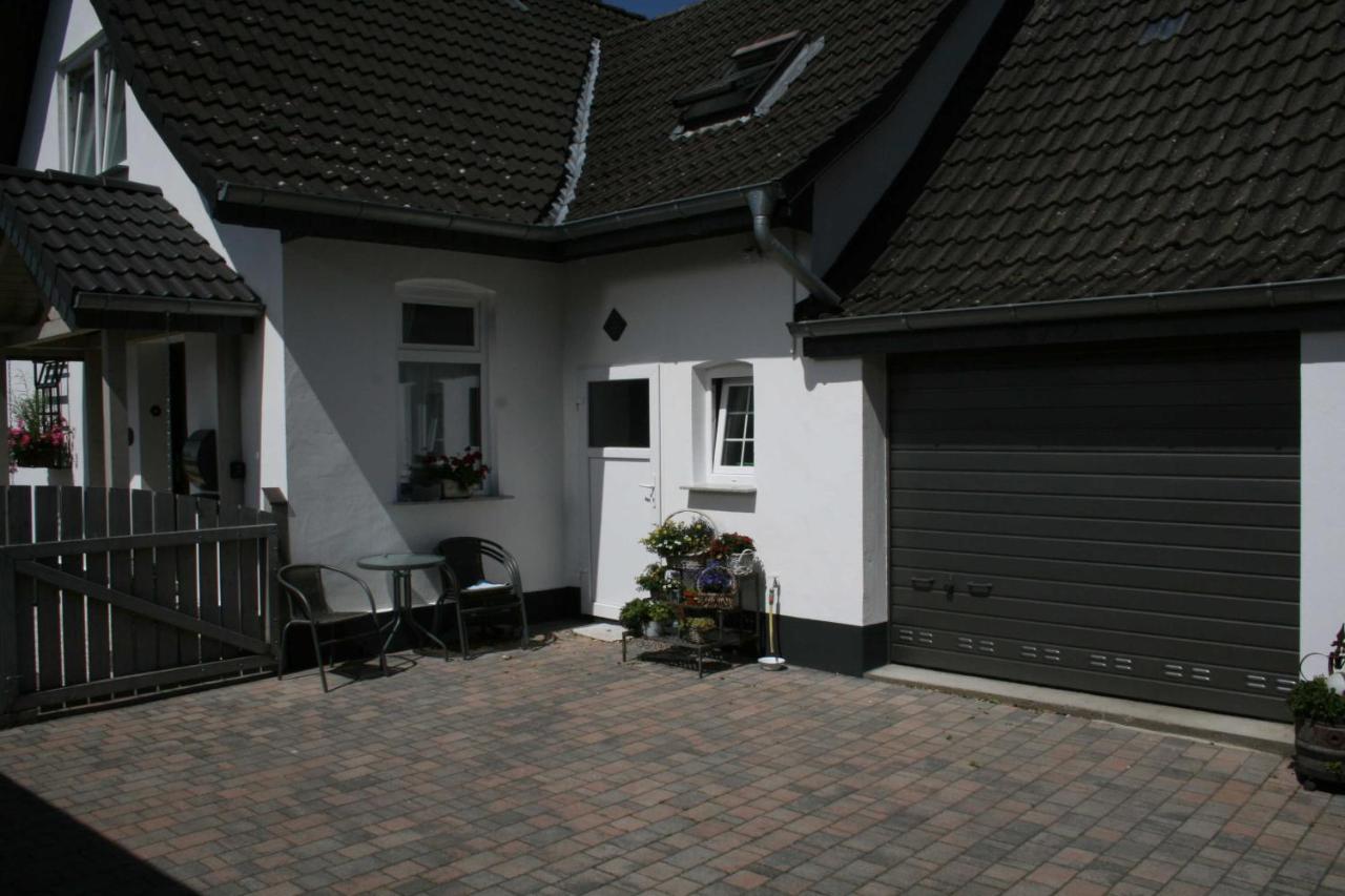 Frey - Ferienhaus Ueber Zwei Etagen Mit Terrasse Eggebek Esterno foto
