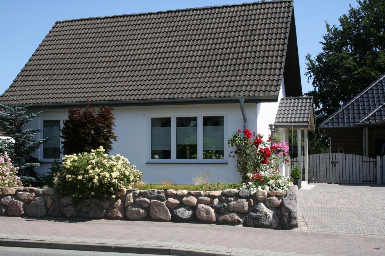 Frey - Ferienhaus Ueber Zwei Etagen Mit Terrasse Eggebek Esterno foto